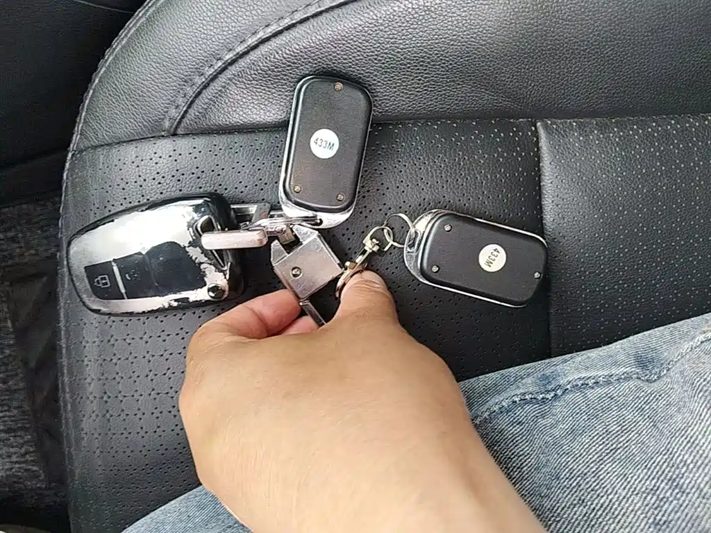 Hyundai Santa Fe 2013 Model 2.4L Automatic 2WD Smart фото 9