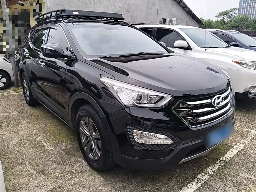 Hyundai Santa Fe 2013 Model 2.4L Automatic 2WD Smart фото 4