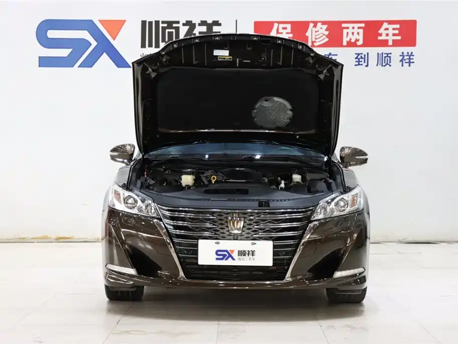 Toyota Crown 2018 2.0T Sport Edition фото 18
