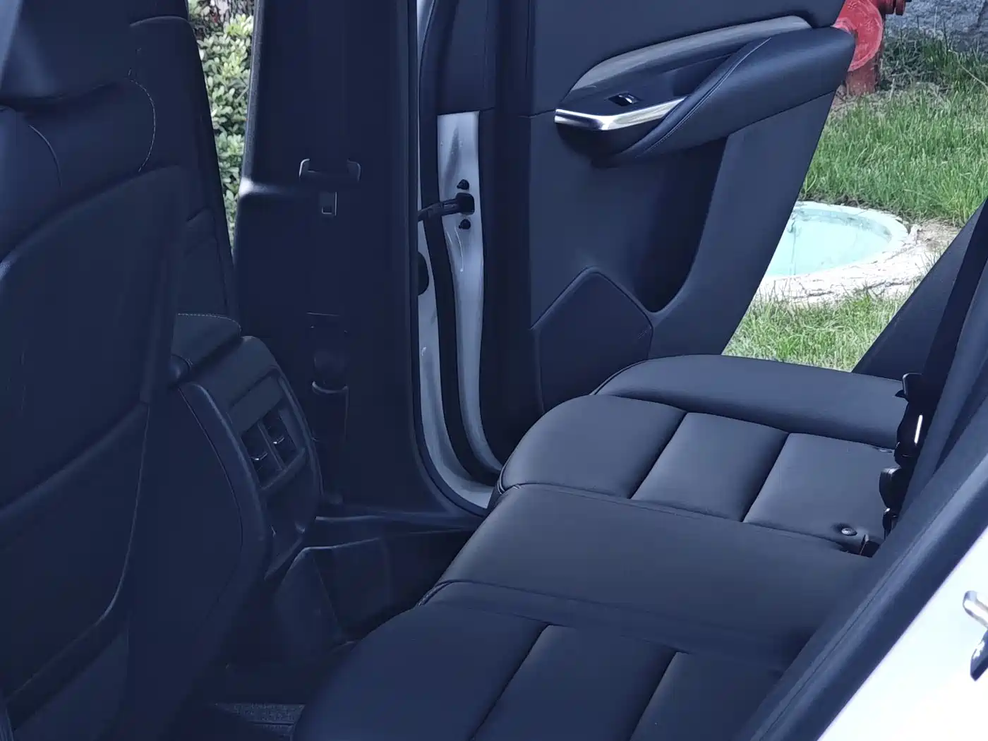 Cadillac XT4 2024 28T 2WD Luxury фото 14