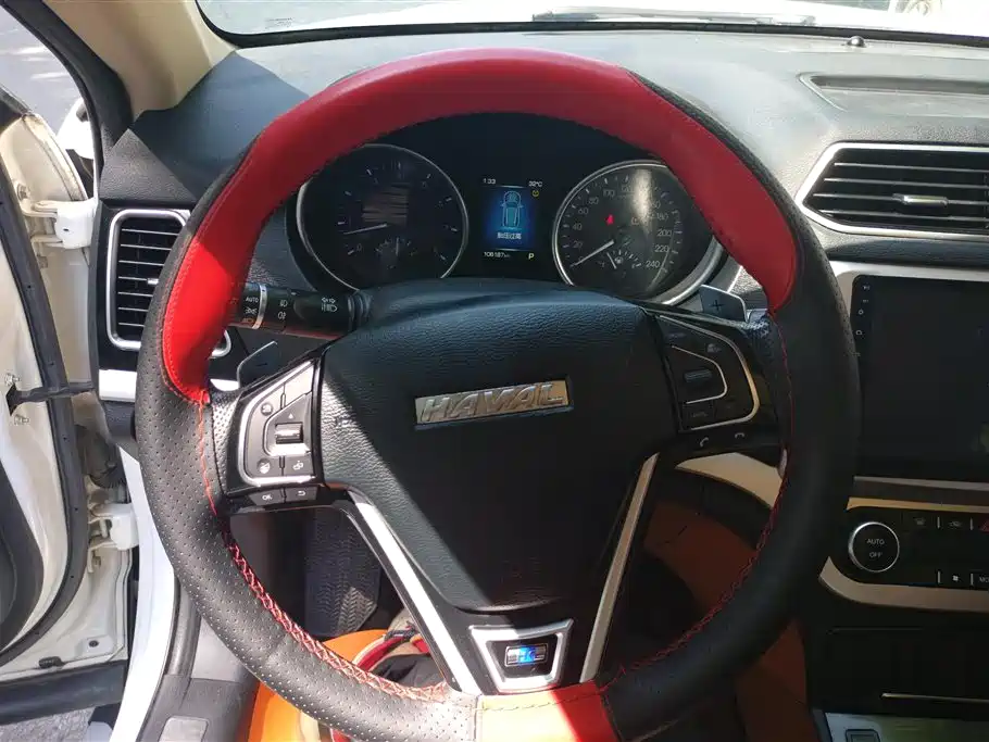 Haval H6 Coupe 2016 Blue Label 1.5T Automatic 2WD Urban фото 14
