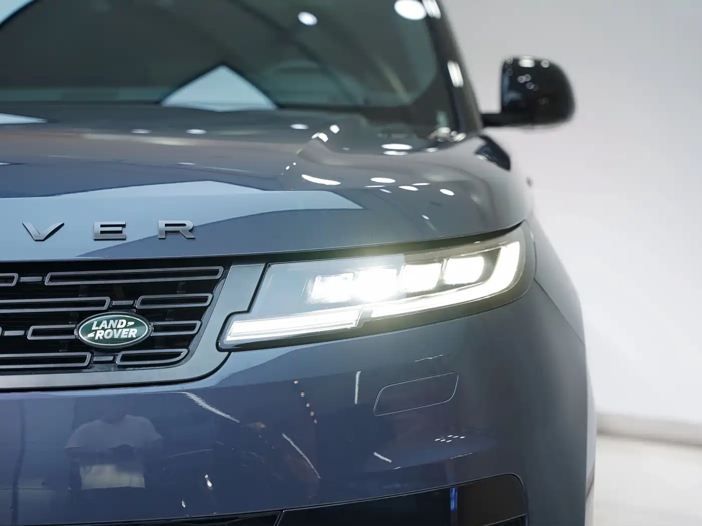 Land Rover Range Rover Sport 2023 400PS Dynamic SE фото 8
