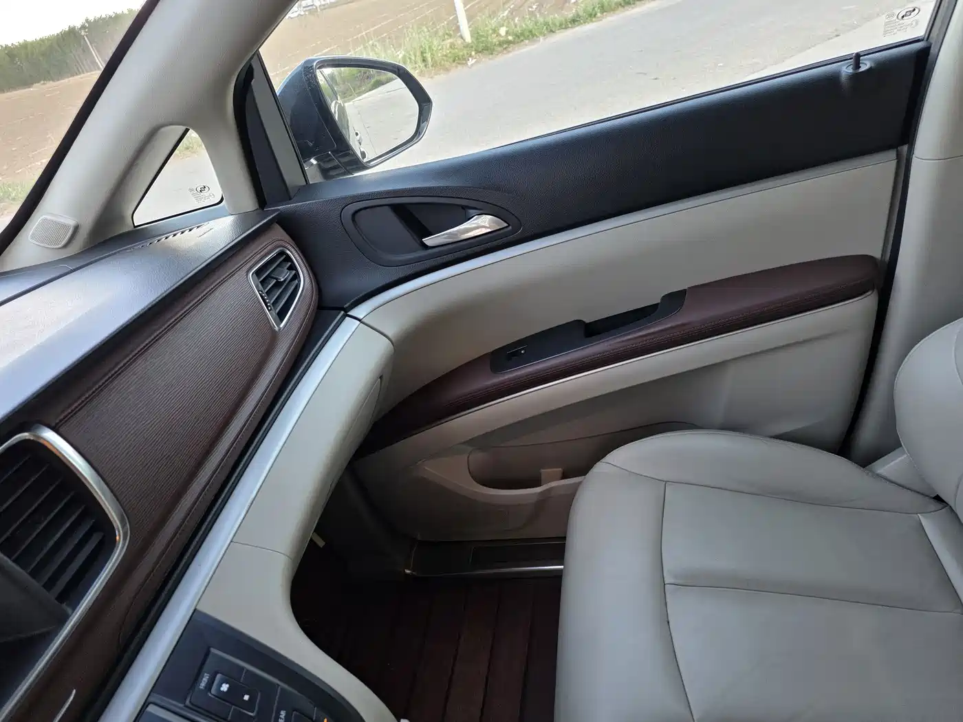Buick GL8 2018 28T Luxury Model China VI фото 10
