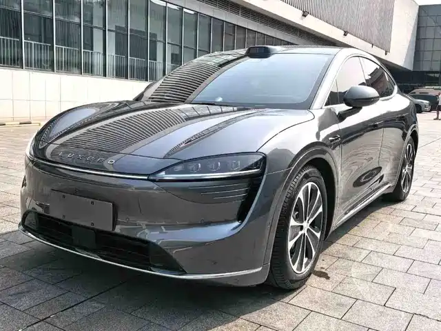 Zhijie Luxeed R7 2025