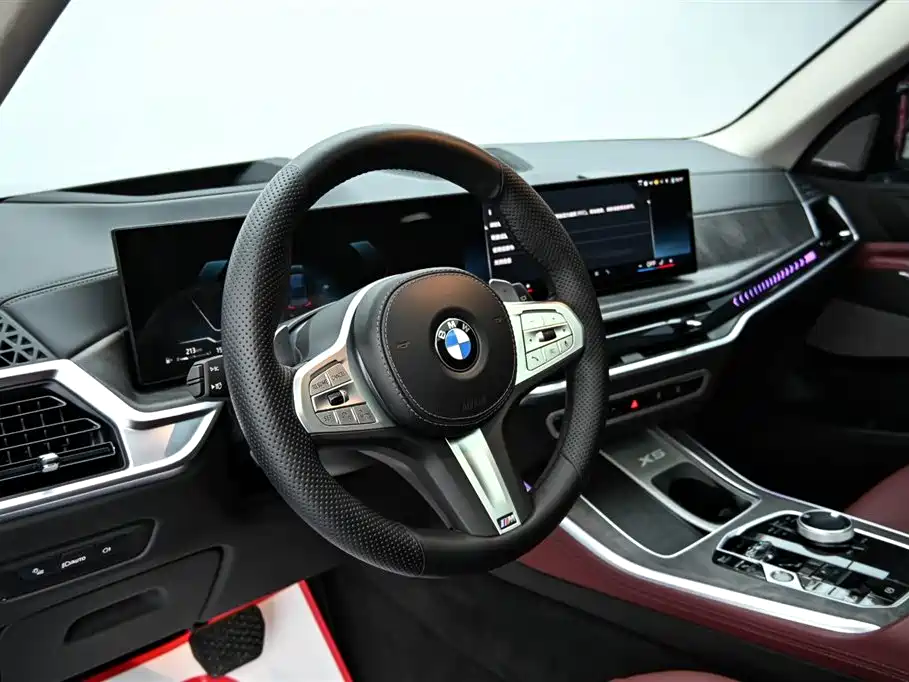 BMW X5 2023 xDrive 30Li Premium M Sport Black Night Package фото 15