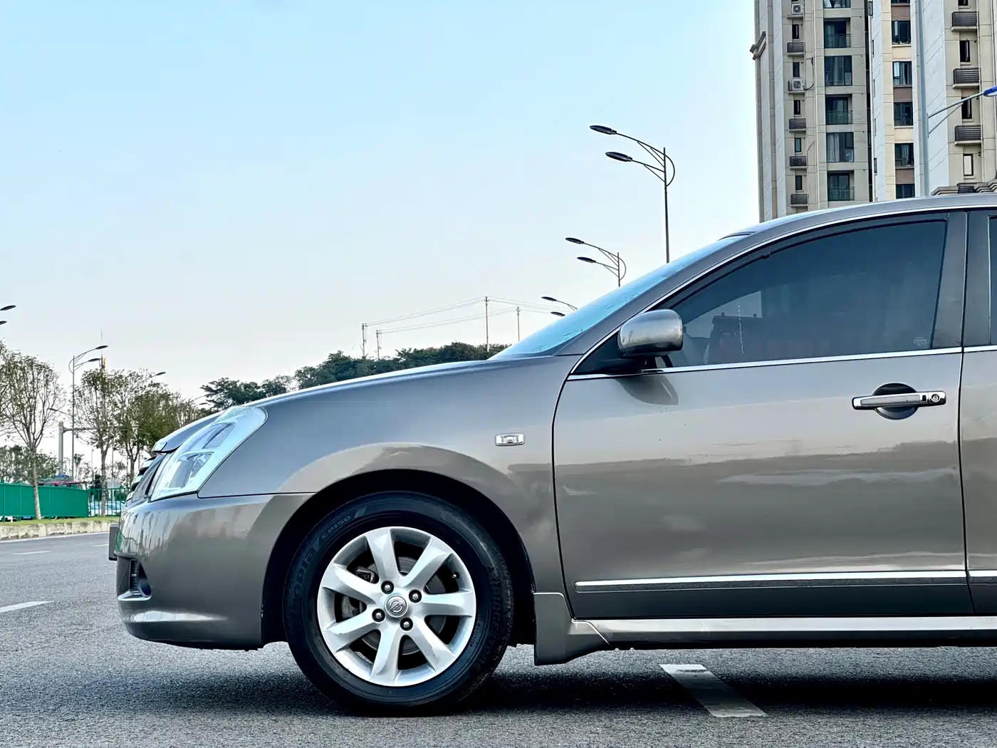 Nissan Sylphy 2010 2009 Model 1.6XL Automatic Luxury Sunroof Edition