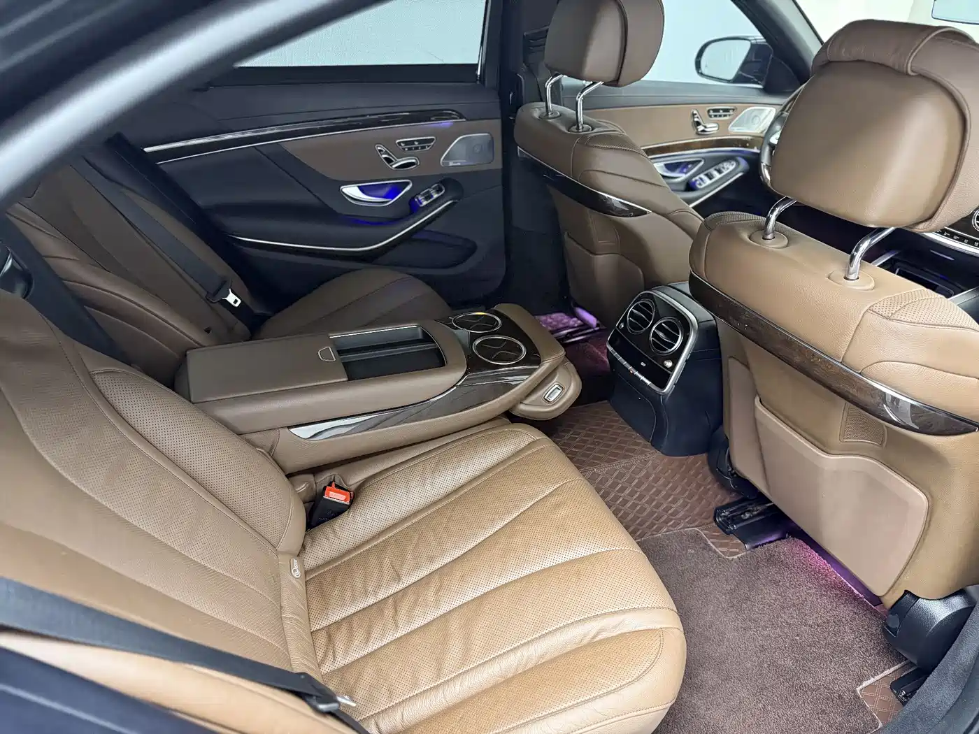 Mercedes-Benz S-Class 2020 S 350 L Premium Edition Collector's Version фото 16