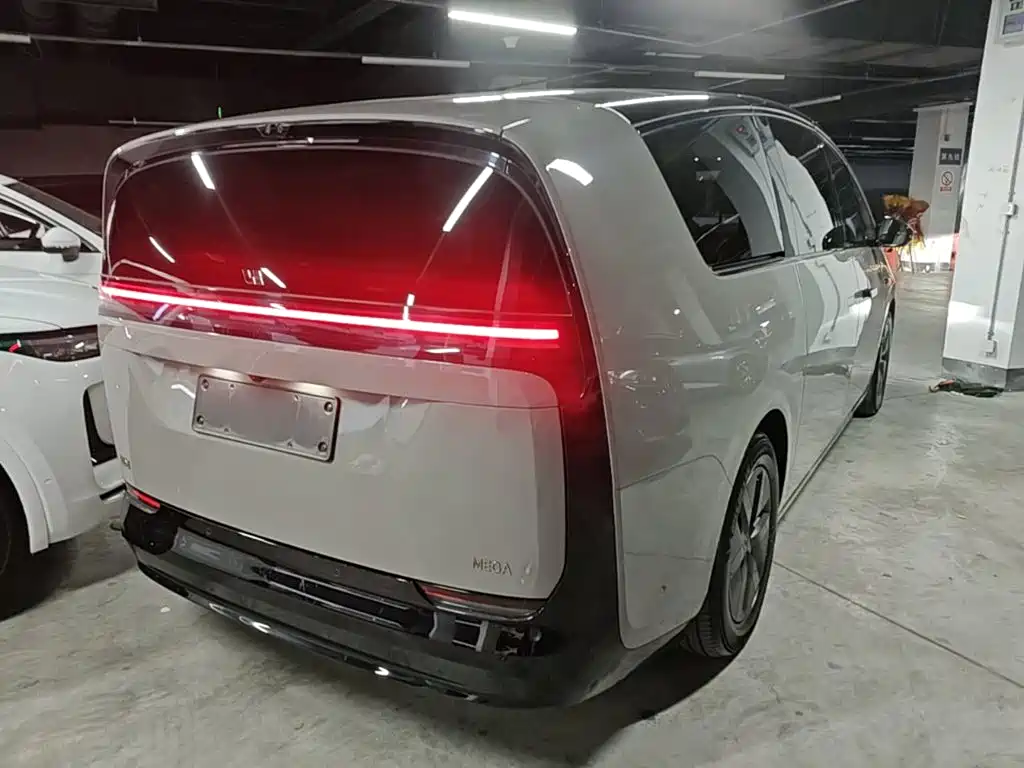 Li Auto MEGA 2024 2024 Ultra