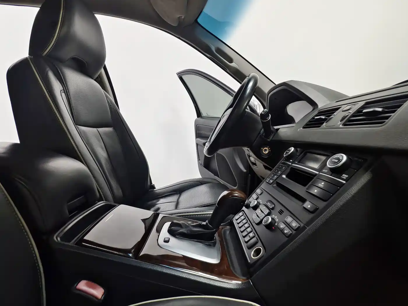 صورة 15 - Volvo XC90