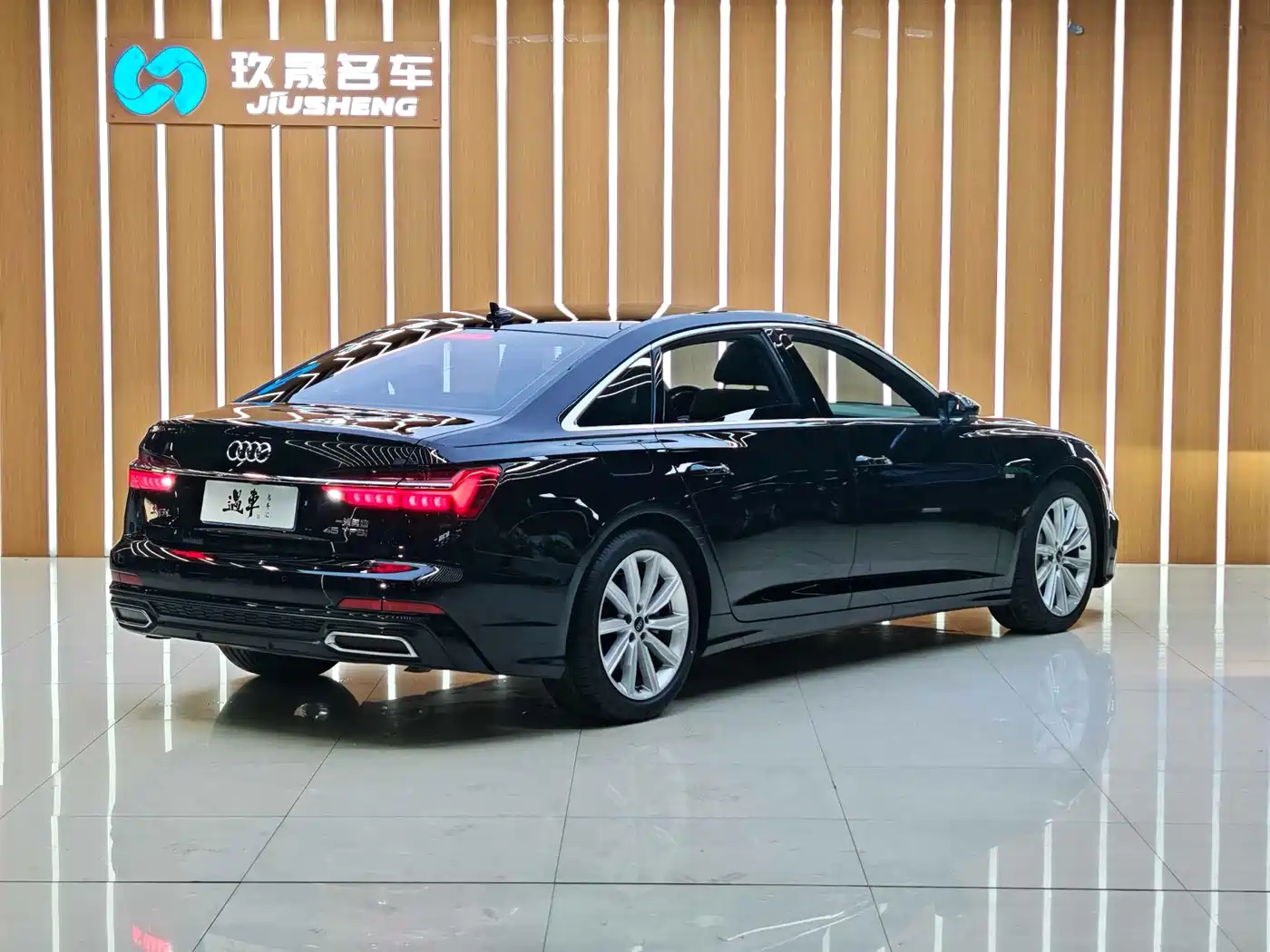 Audi A6L 2021 45 TFSI Exclusive Sport фото 6