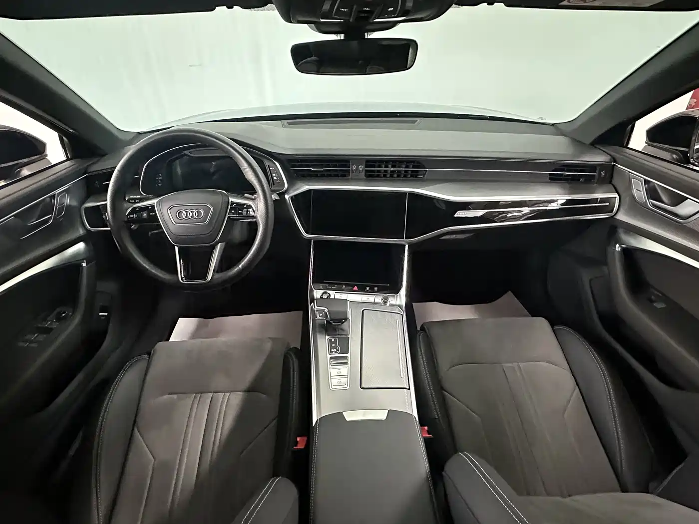 Audi A6L 2024 45 TFSI Premium Dynamic фото 4