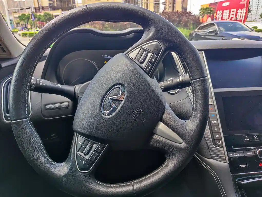 Infiniti Q50L 2016 Model 2.0T Joy Edition фото 11