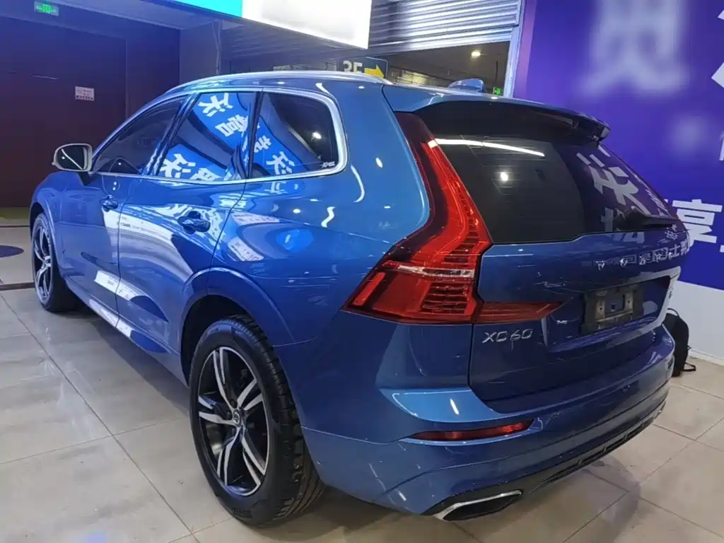 Фото 5 - Volvo XC60