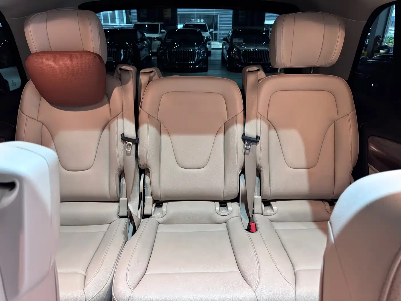 Mercedes-Benz V-Class 2022 V 260 Prestige Edition фото 35