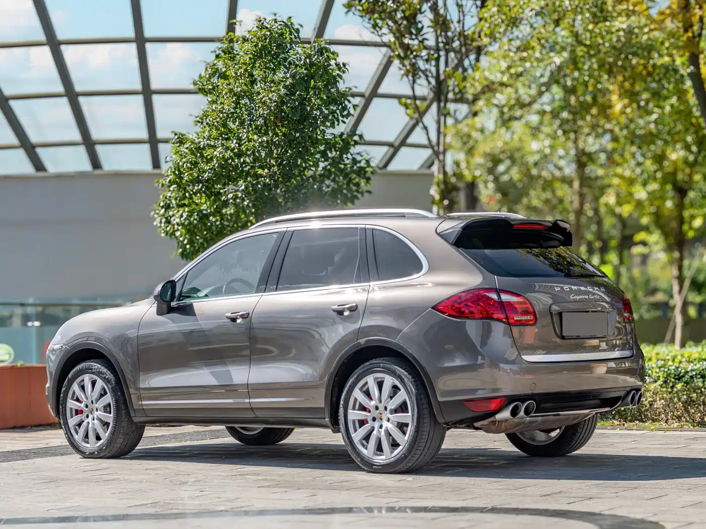 Porsche Cayenne 2011 Cayenne Turbo 4.8T фото 4