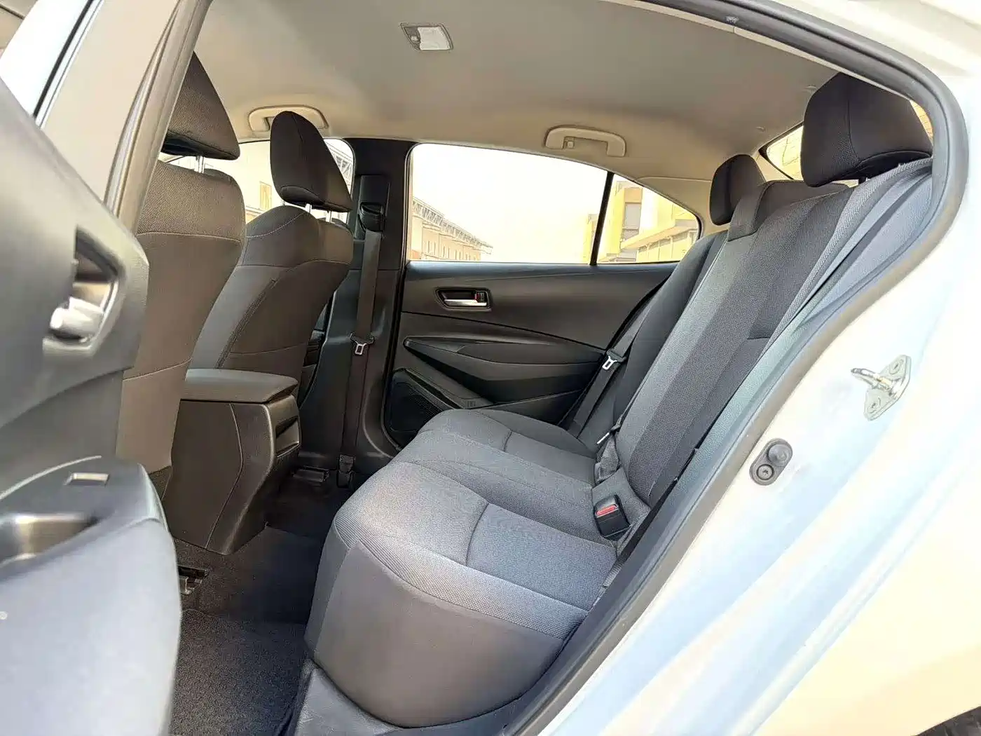 Фото 6 - Toyota Corolla