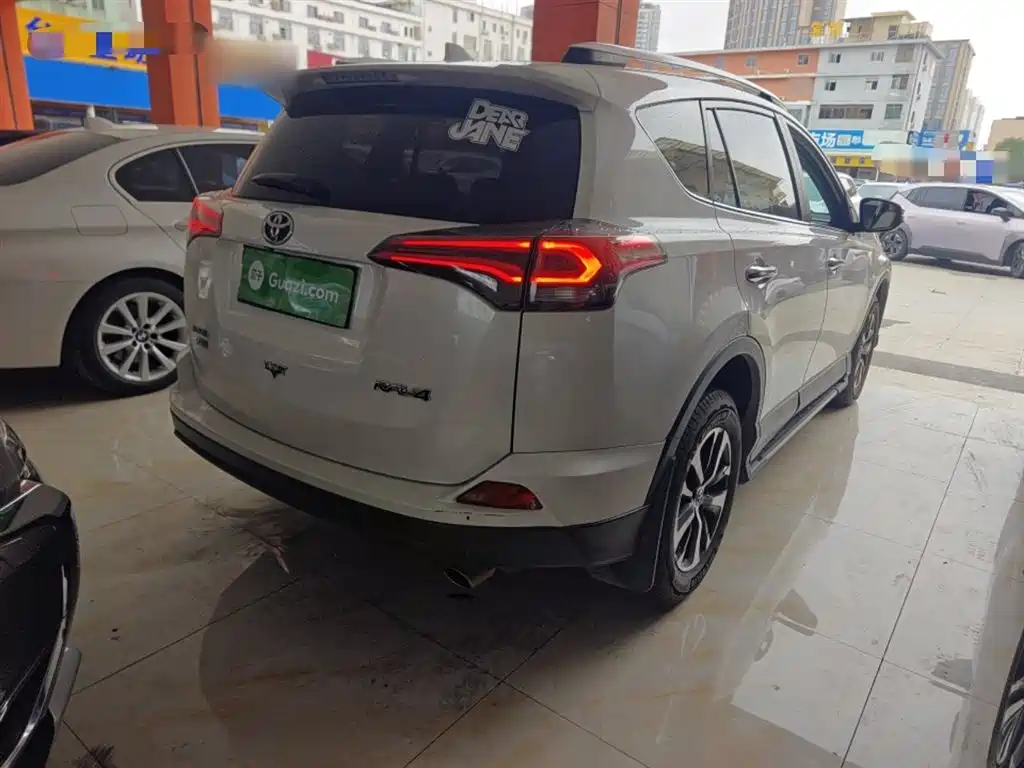 Toyota RAV4 Rongfang 2016 2.0L CVT 2WD Trend (China V) фото 5
