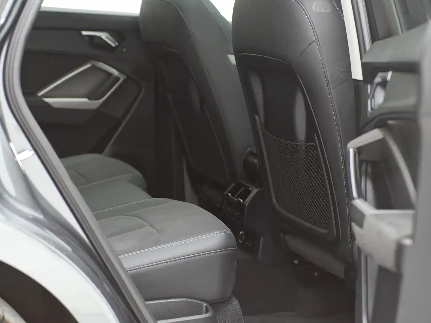 Audi Q3 2022 35 TFSI Fashion Dynamic фото 24