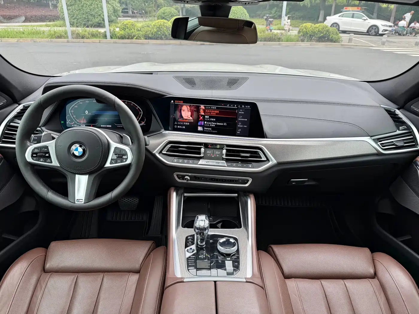 Фото 13 - BMW X6