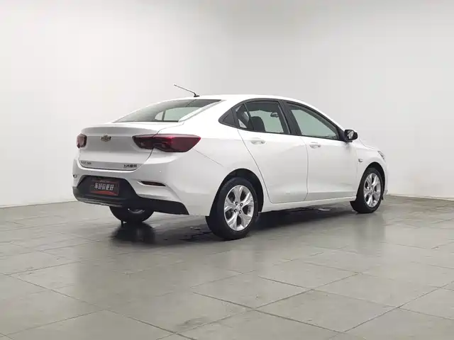 Chevrolet Cavalier 2020 325T Automatic Joy Edition — фото 2