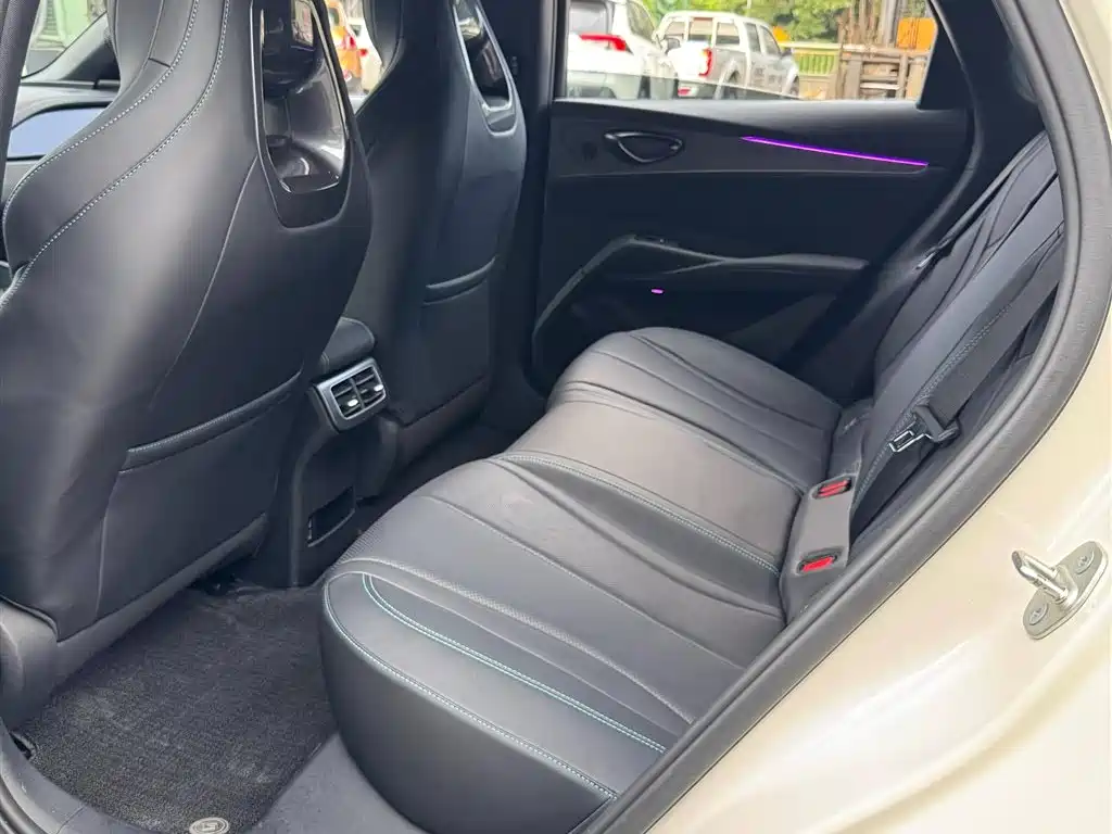 BYD Seal 06 New Energy 2024 DM-i 80KM Prestige фото 9