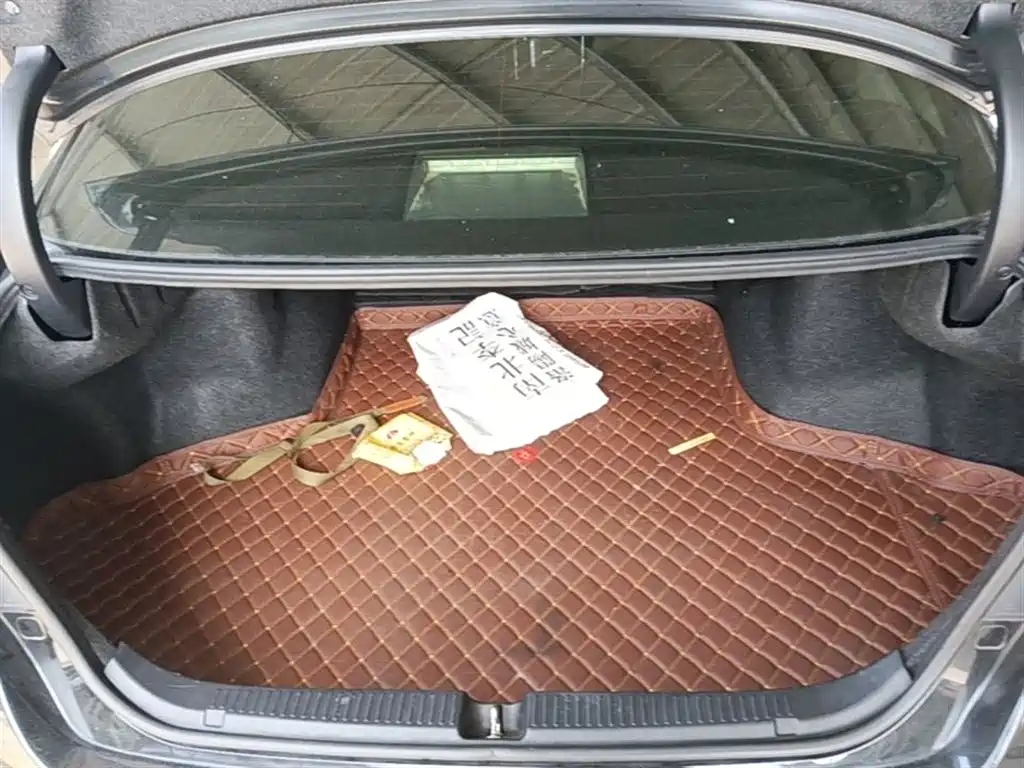 Toyota Reiz 2013 2.5V Premium Edition фото 19