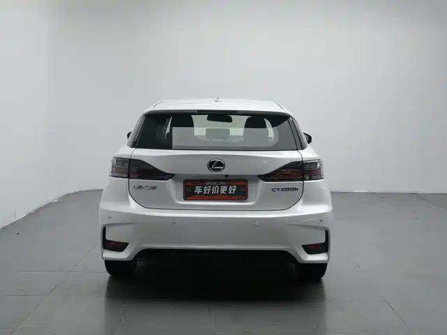Lexus CT 2014 CT200h Elite Monochrome — фото 4