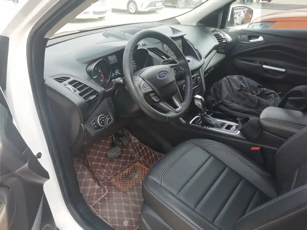 Ford Kuga 2020 2019 EcoBoost 180 2WD Platinum Wing Edition China VI