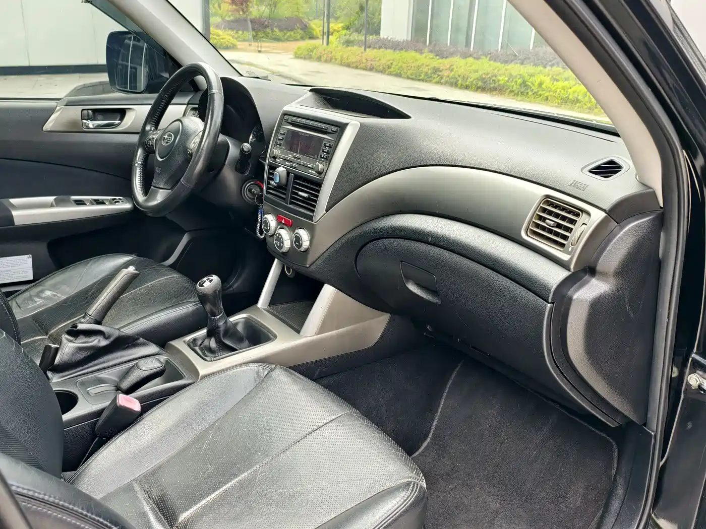 Subaru Forester 2010 2.0XS Manual Luxury Edition фото 17