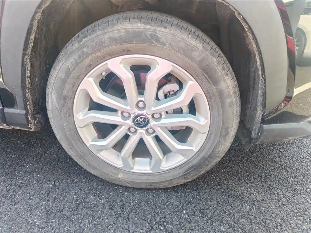 Toyota Frontlander 2023 2.0L CVT Elite Edition фото 23
