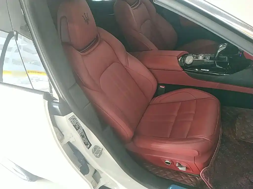 Maserati Levante 2023 2022 3.0T Modena