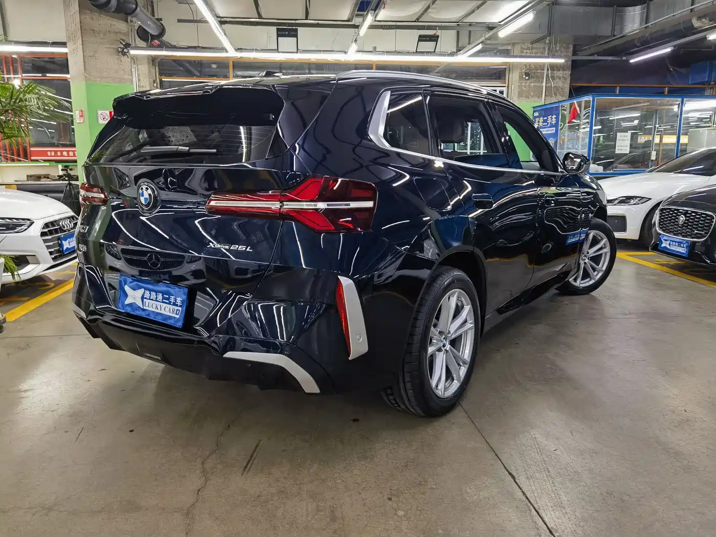 BMW X3 2025 xDrive25L Luxury Package фото 4