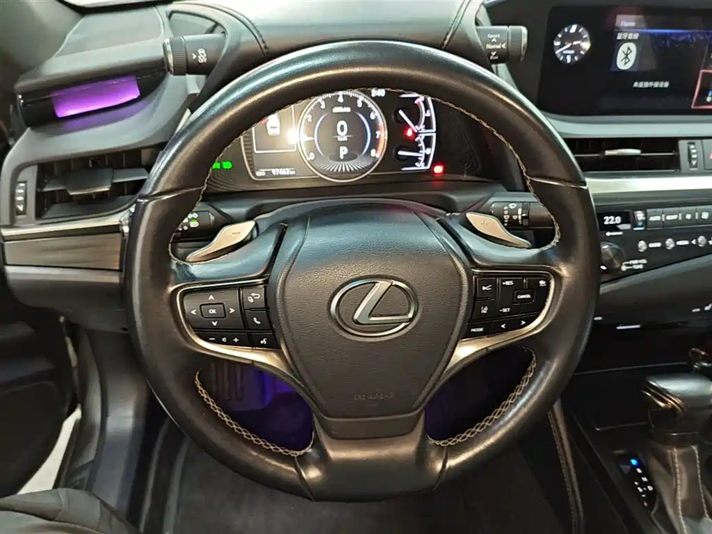 Lexus ES 2018 260 Excellence Edition China VI фото 11