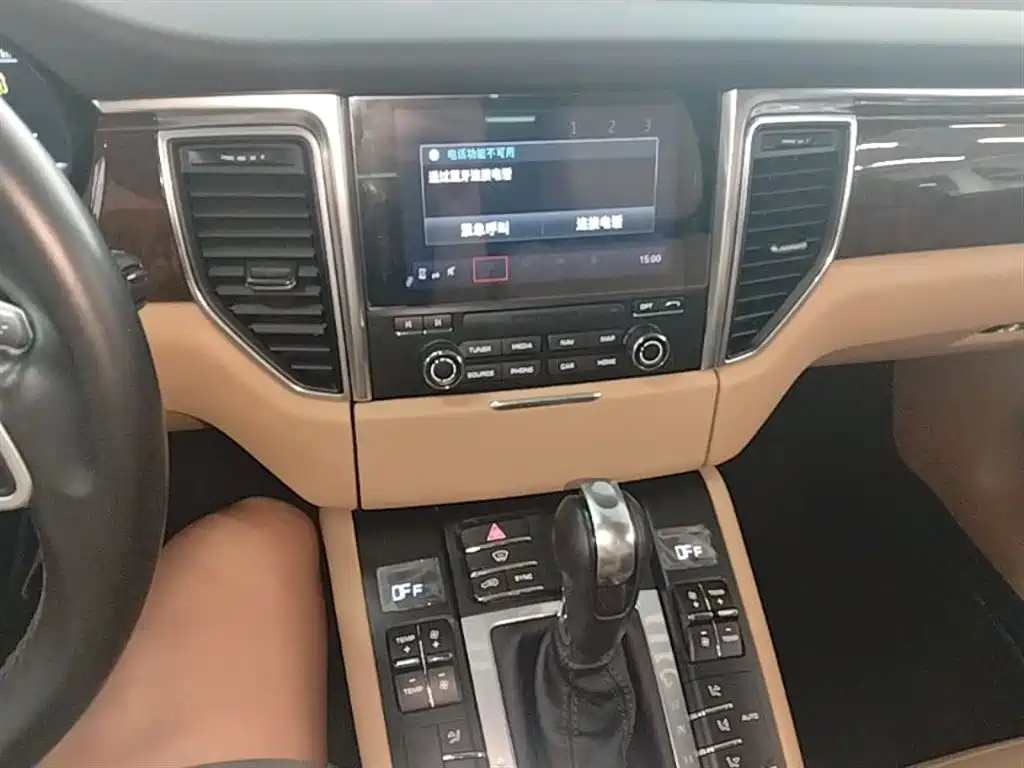 Porsche Macan 2017 Macan 2.0T фото 13