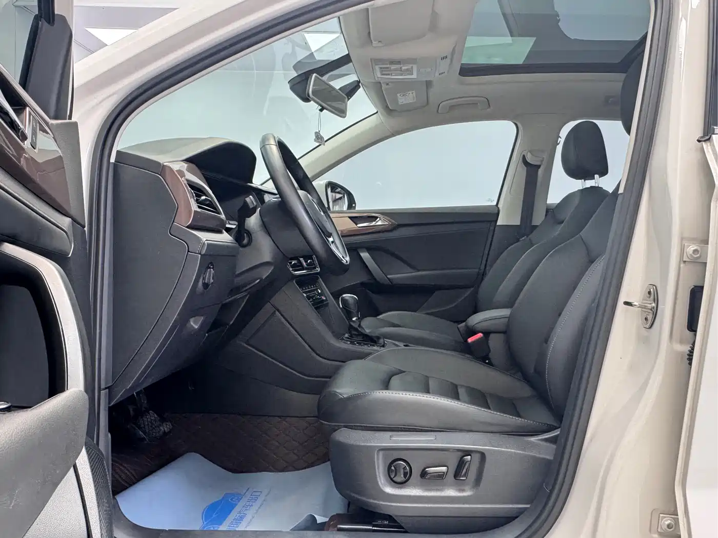 Volkswagen Tharu 2021 280TSI 2WD Luxury Plus фото 10