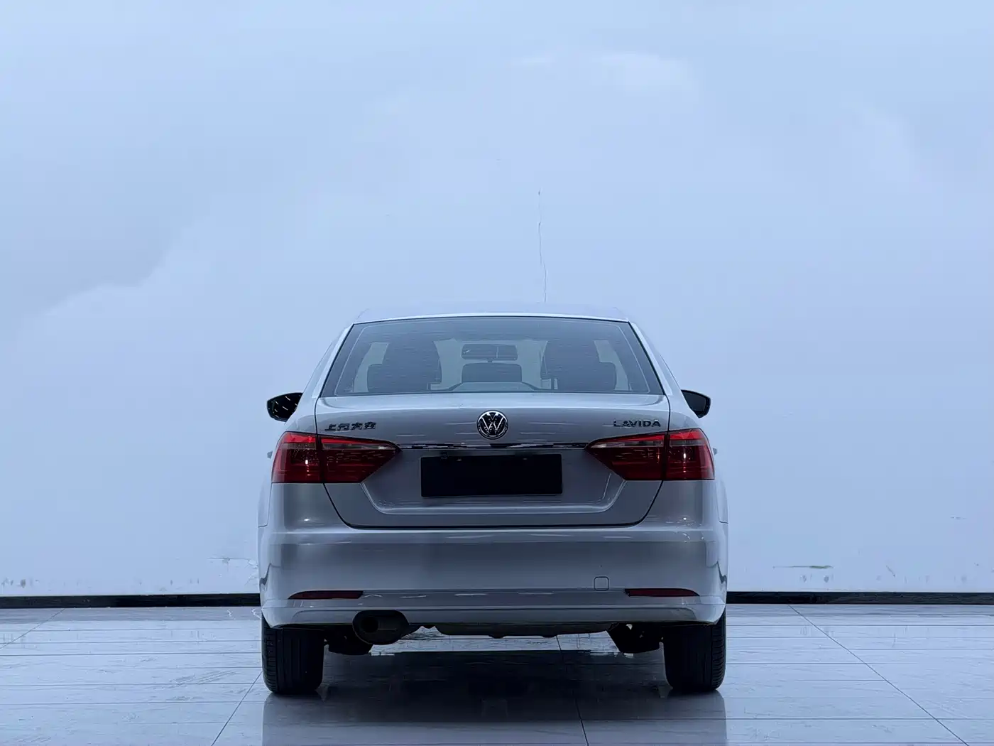 Volkswagen Lavida 2013 1.6L Automatic Trend Edition фото 17