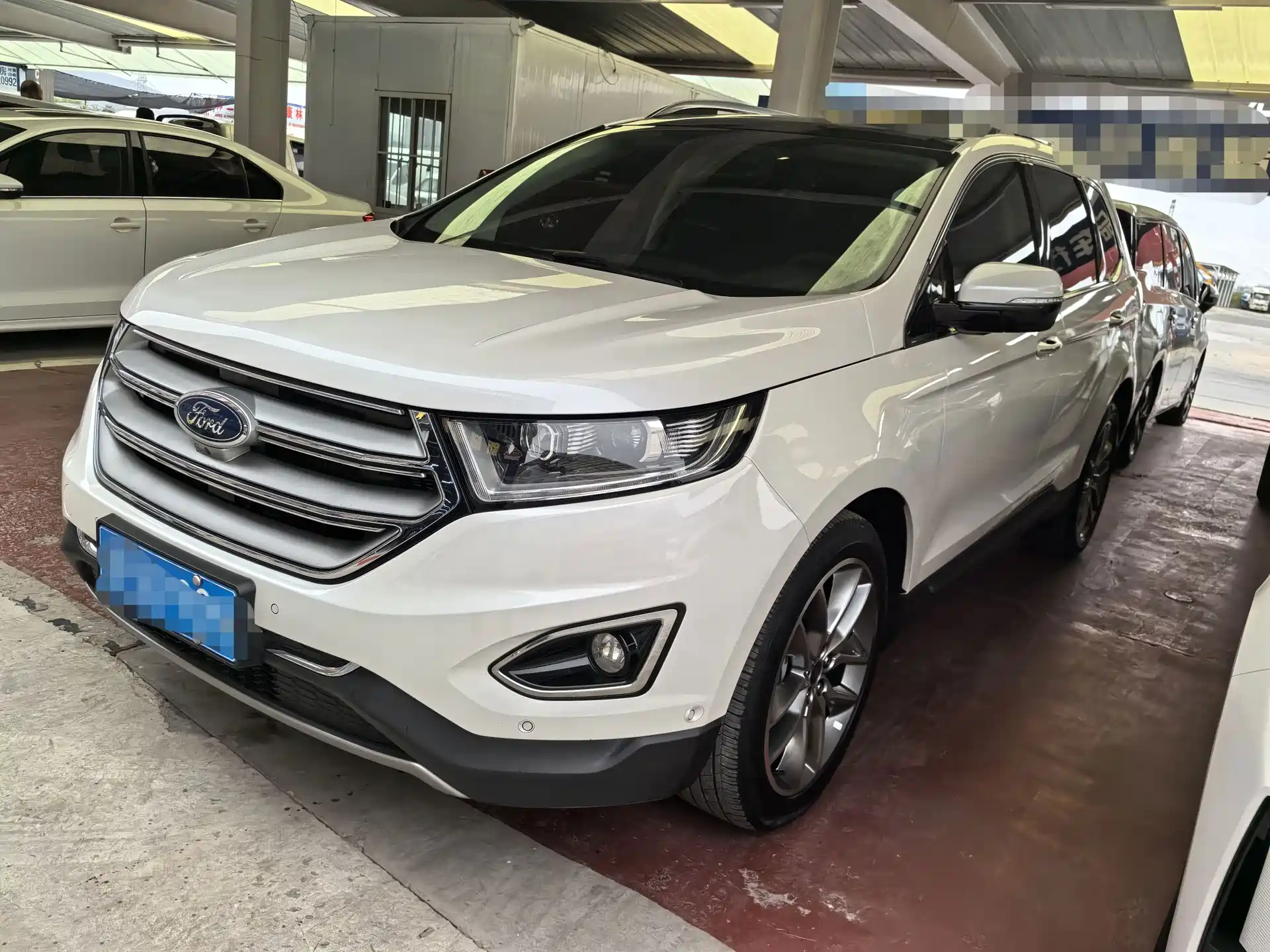 Фото 1 - Ford Edge