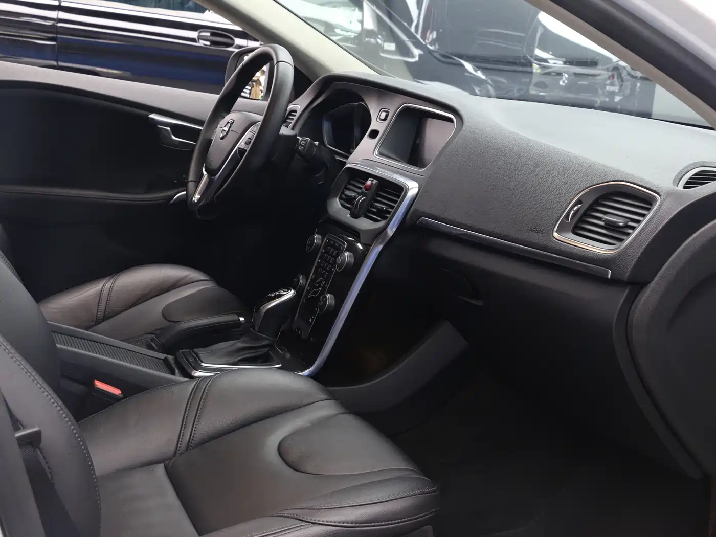 Volvo V40 2019 2018 T3 Inscription Edition