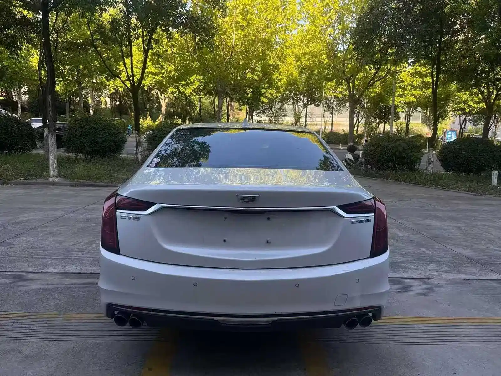 Фото 8 - Cadillac CT6