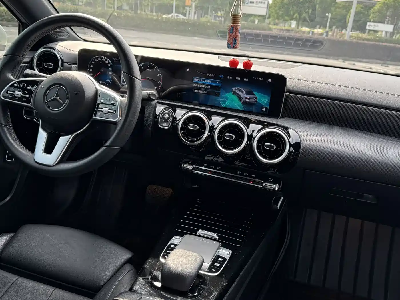 Mercedes-Benz A-Class 2019 A 200 L фото 9
