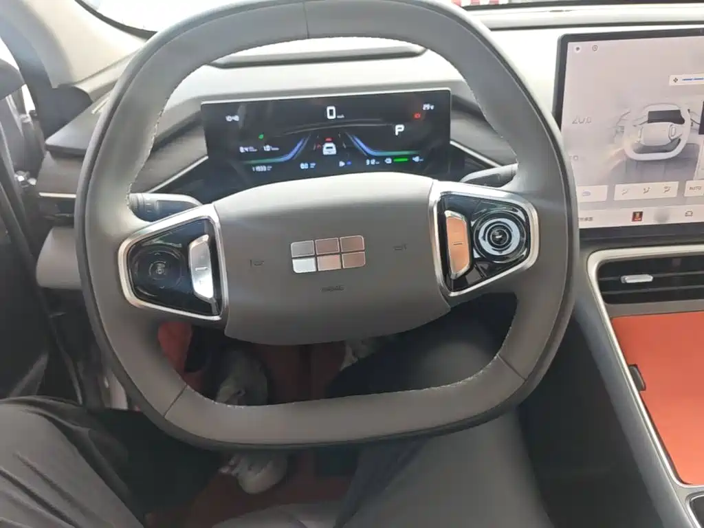Photo 11 - Geely Galaxy Galaxy L6