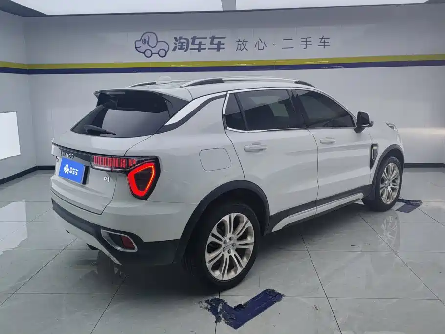 Lynk & Co 01 2018 2017 2.0T 2WD Pro Version