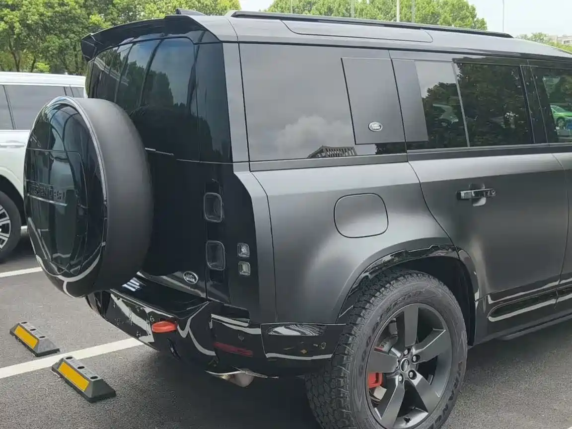 Land Rover Defender 2024 2024 110 3.0T P400 X