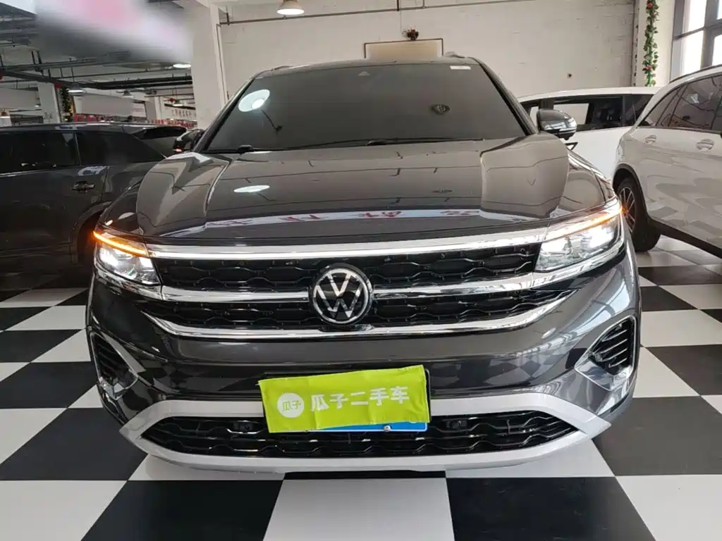 Volkswagen Talagon 2022 2022 380TSI 4WD Luxury Premium Pro Edition 6-seater