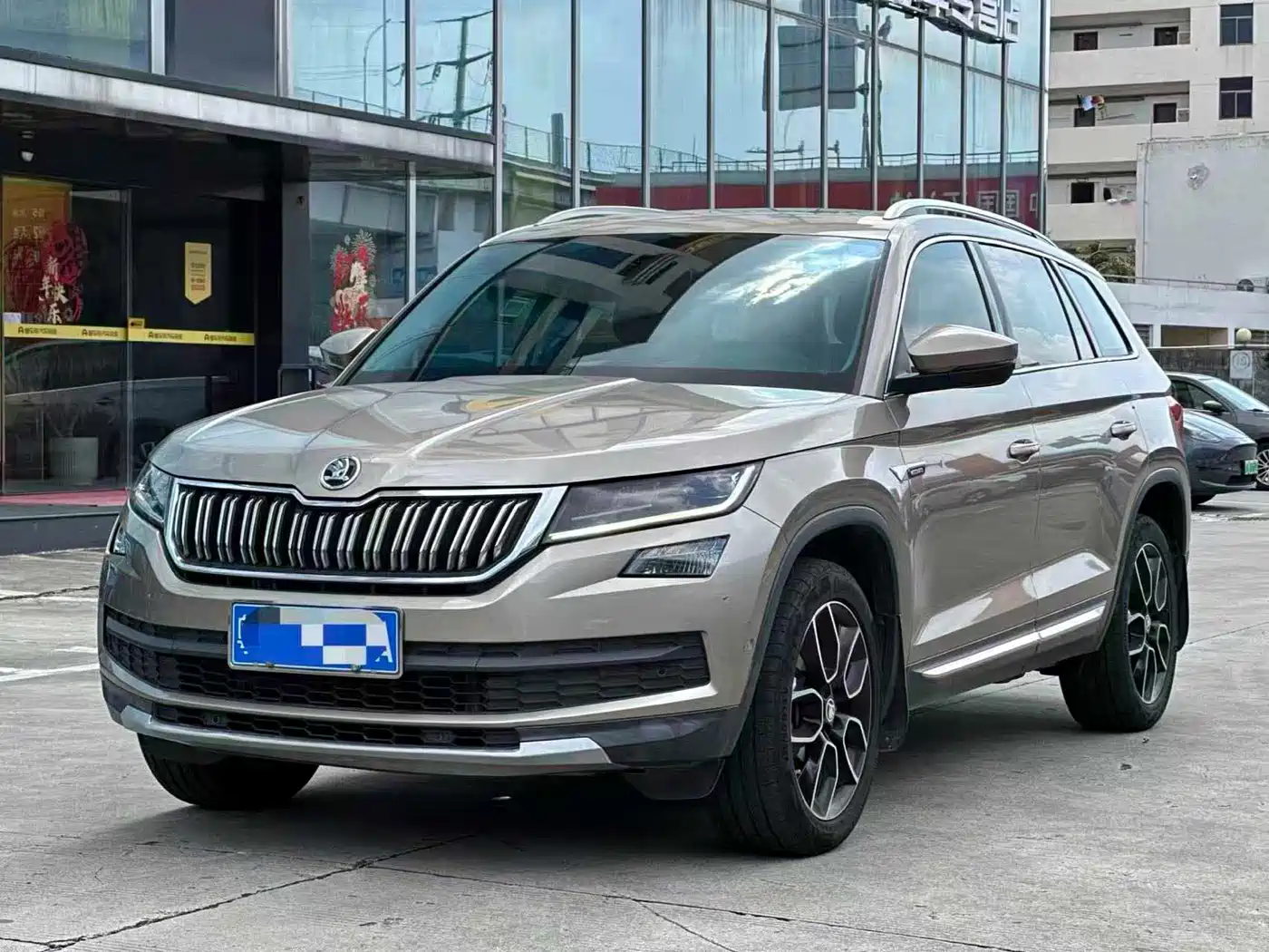 Škoda Kodiaq 2019 Facelift TSI330 7-Seater 2WD Luxury Premium Edition China VI фото 7