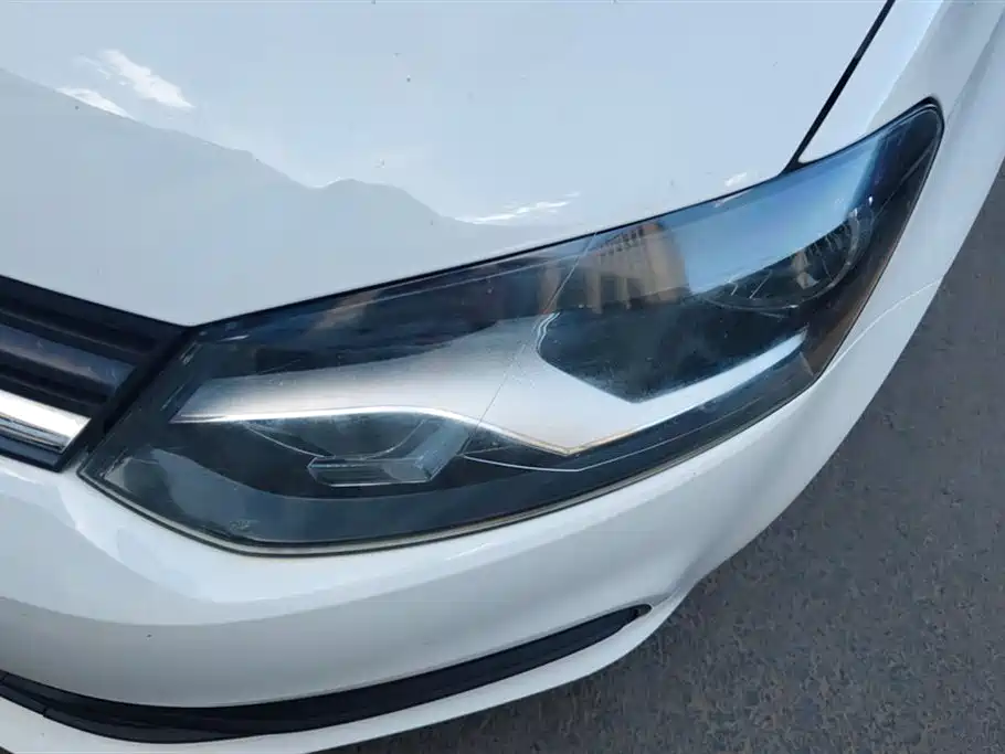 Volkswagen Polo 2016 1.4L Manual Trend фото 5