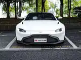 Фото 1 - Aston Martin Vantage