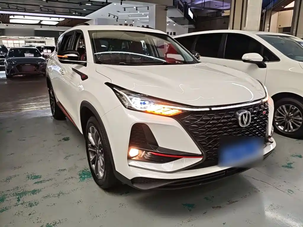 Фото 4 - Changan CS75 PLUS