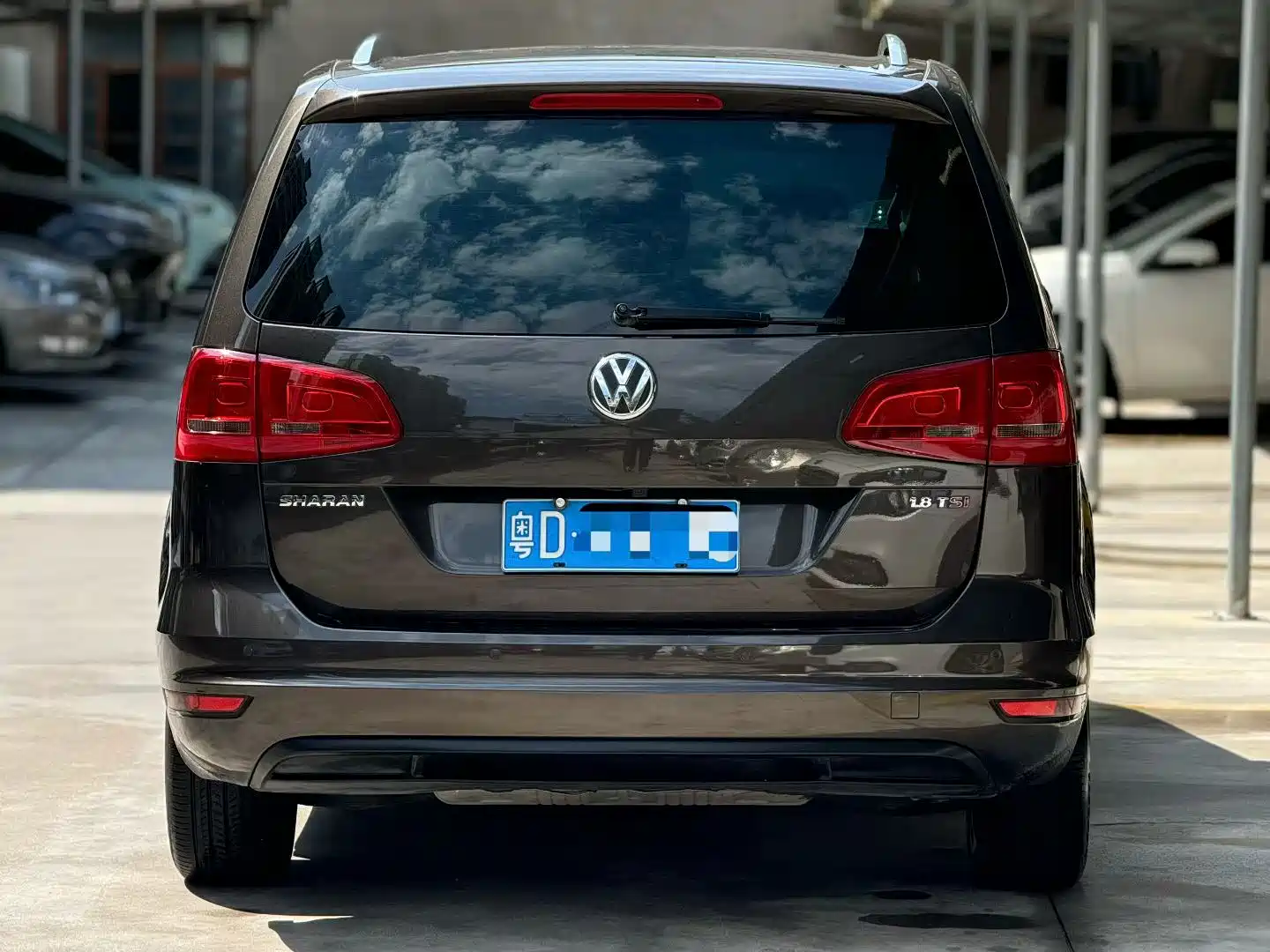 Фото 9 - Volkswagen Sharan