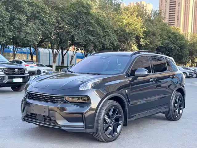 Lynk & Co 01 2.0TD, Полный привод, Ночная